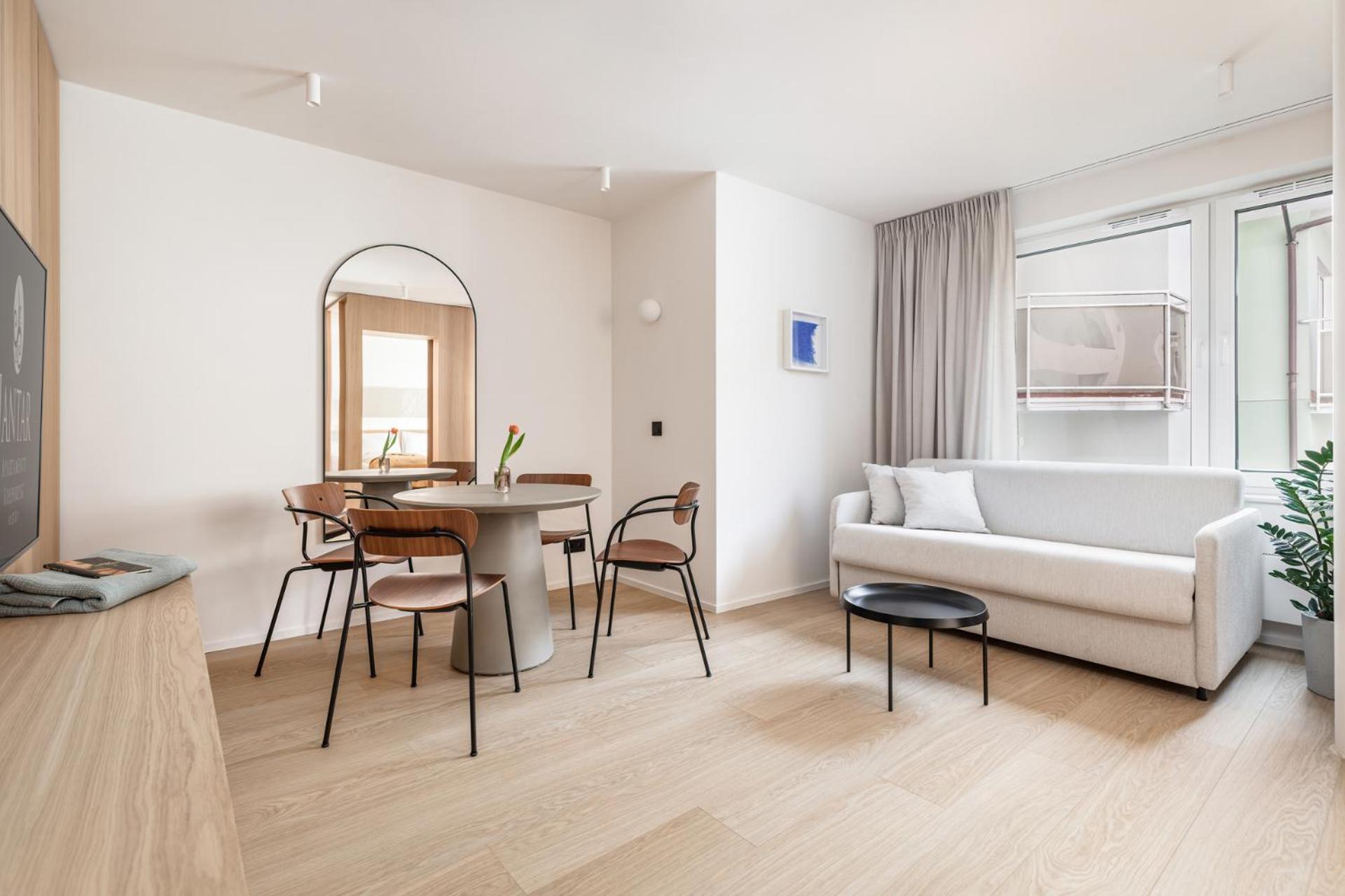 Apartamenty Z Widokiem Na Morze I Dziedziniec Balticon Morska 6 コウォブジェク 部屋 写真